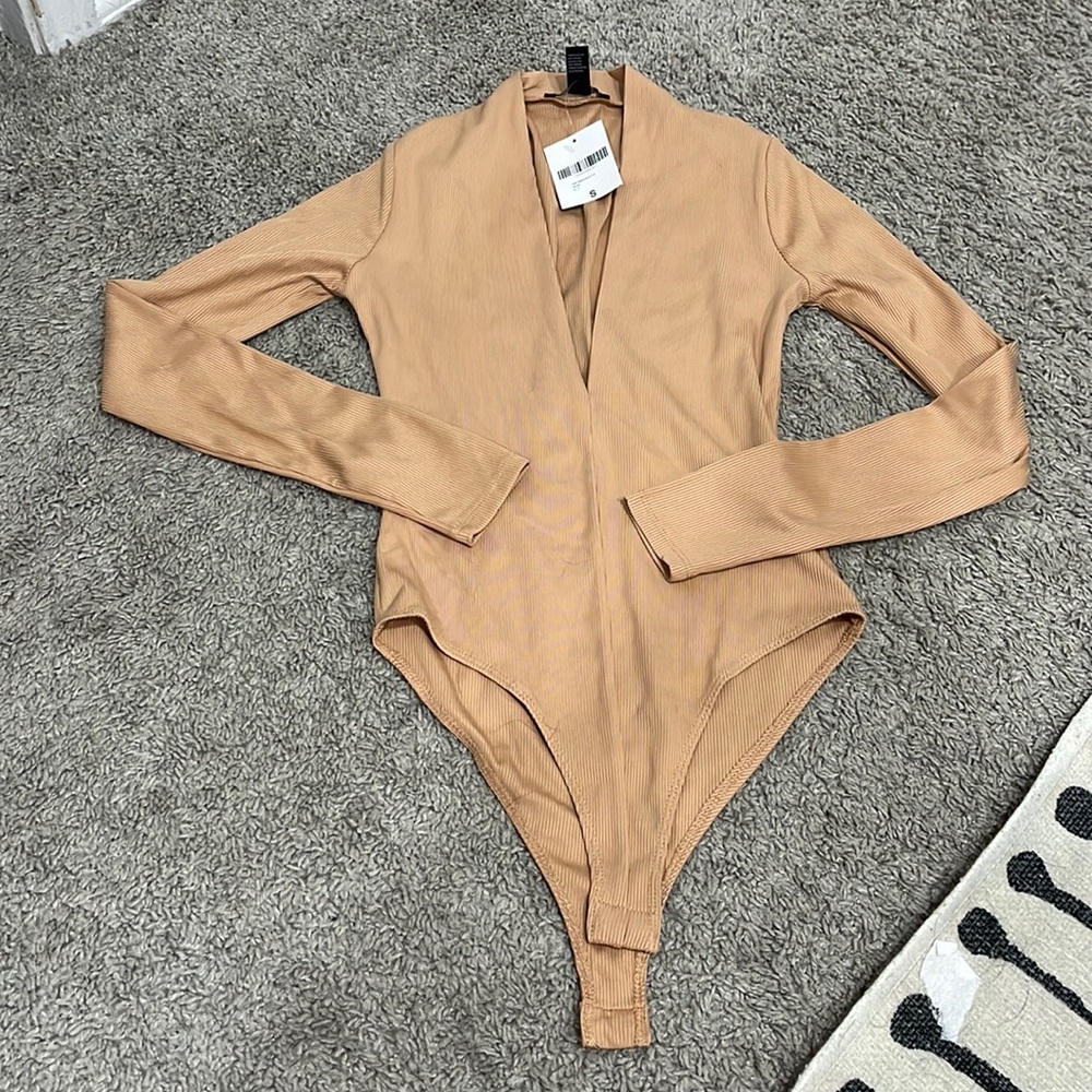 Long sleeve body suit